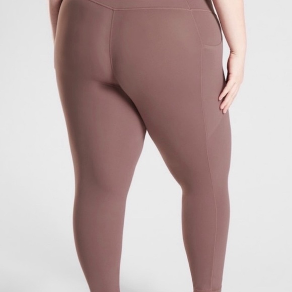 NWT Athleta SALUTATION STASH POCKET II TIGHT - Picture 2 of 8